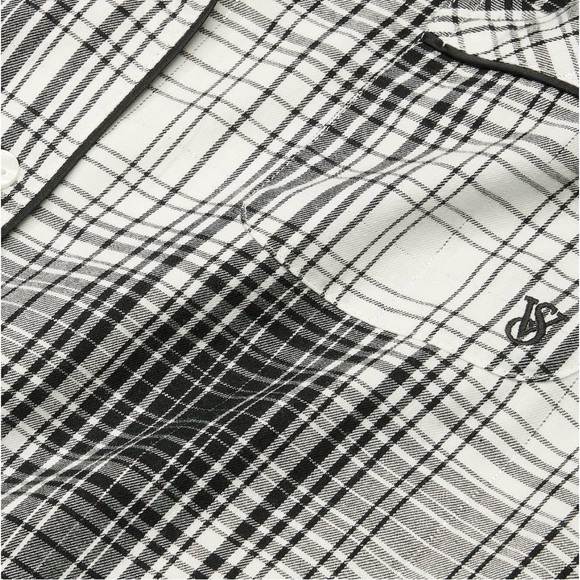 Victoria’s Secret Flannel Long Pajama Set - Picture 4 of 4